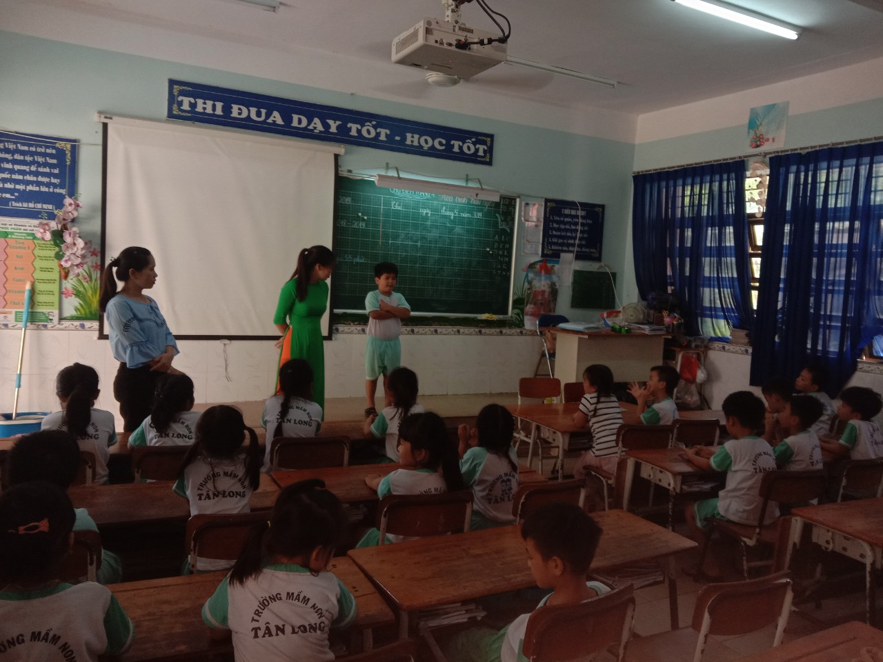 1731180f09edecb3b5fc