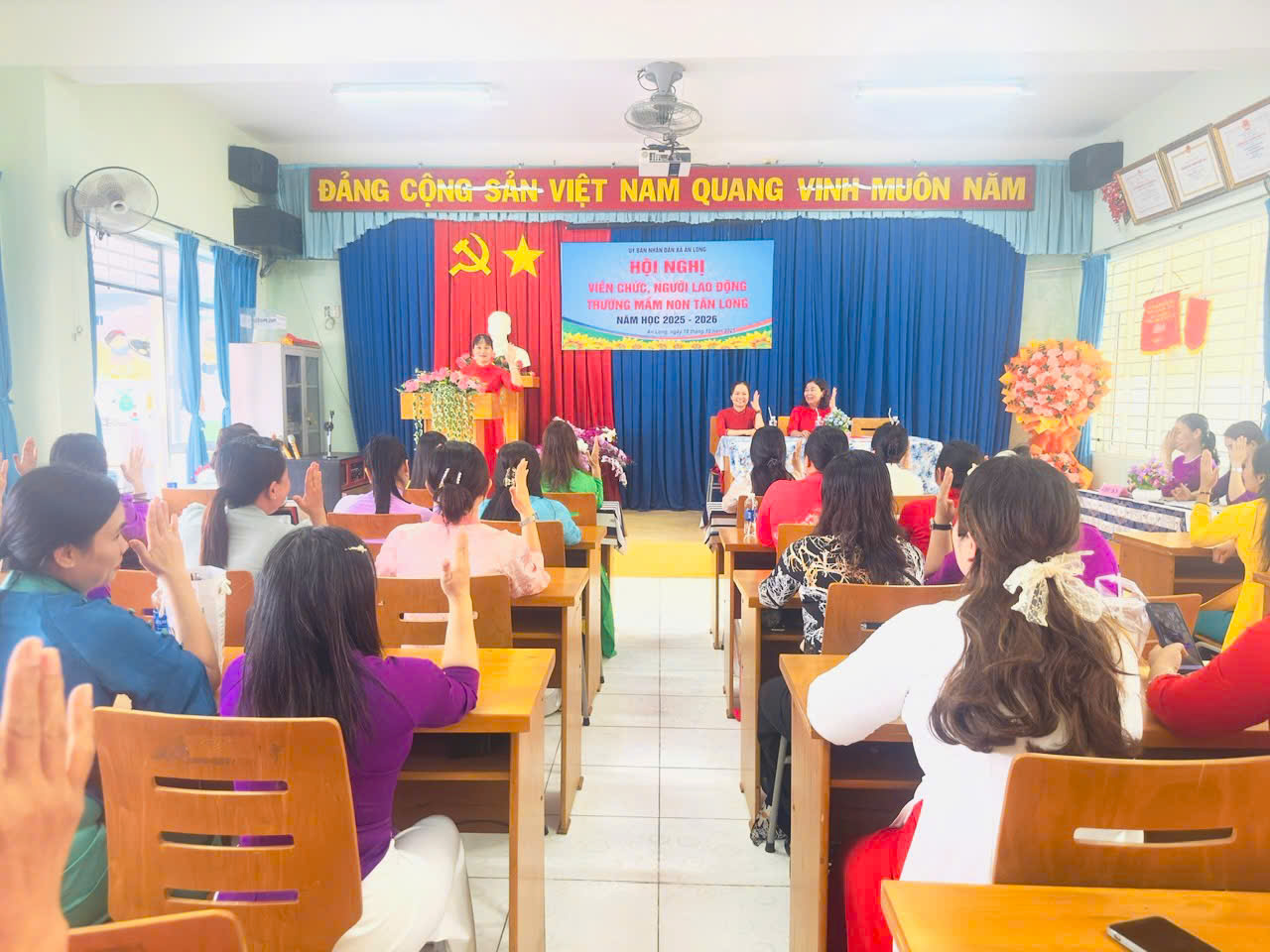 z7129746982838_3c512ae6d5bdfd9e623d72d59b0fa64c